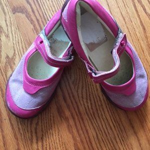 Primigi Girls Sneakers sz 3 USA and sz 34 EU